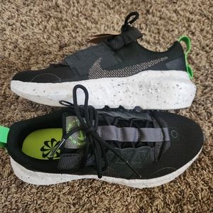 NIKE Crater Impact Womens Shoes NEW